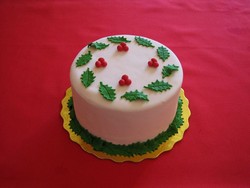 Holiday Leaves Cake from D'Cakes by Diana